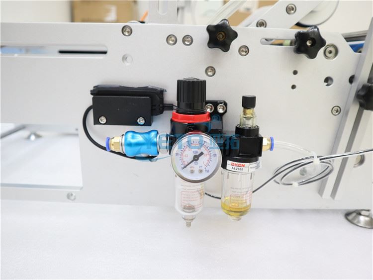 labeling machine5
